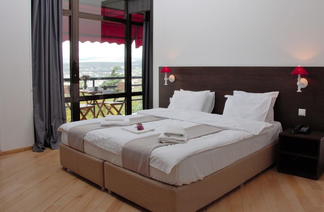 Vera View Hotel Tbilisi Ngoại thất bức ảnh